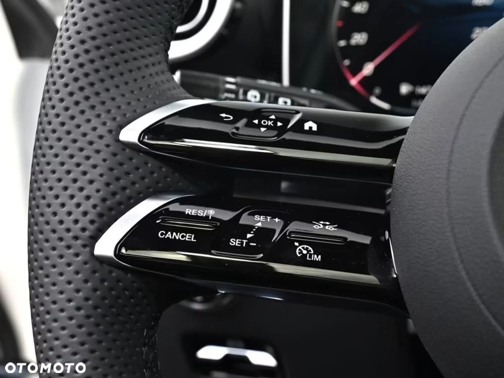 Mercedes-Benz GLC 200 mHEV 4-Matic AMG Line - 17