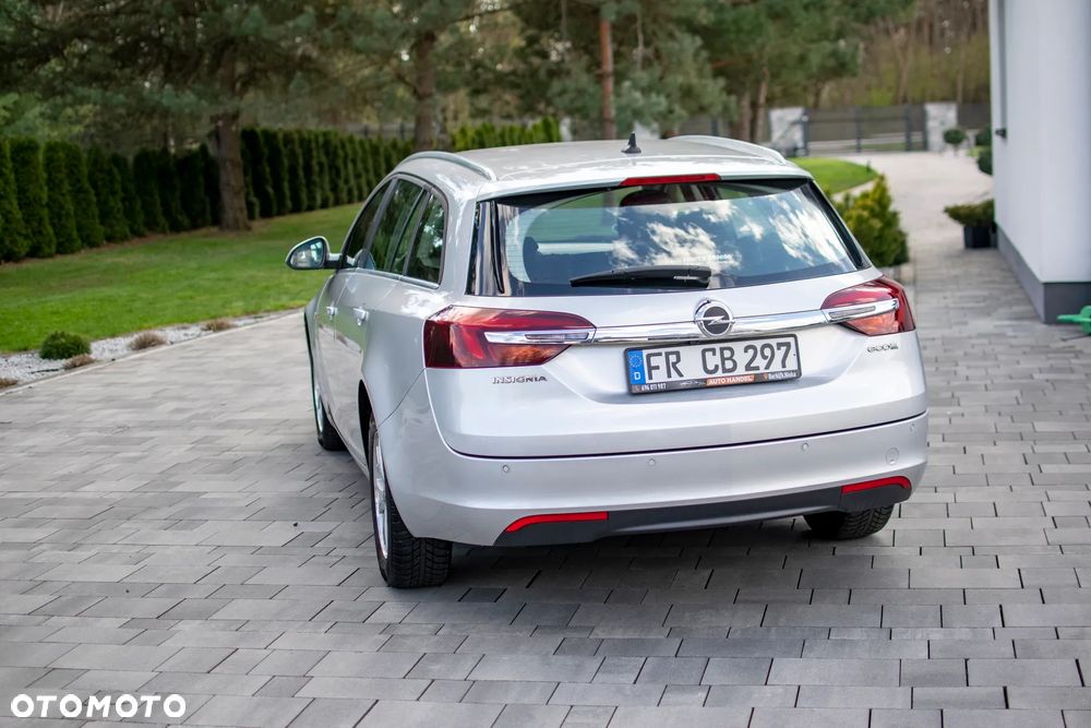Opel Insignia - 21