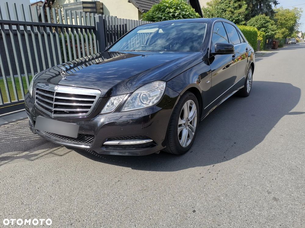 Mercedes-Benz Klasa E 250 CDI BlueEff Avantgarde - 2