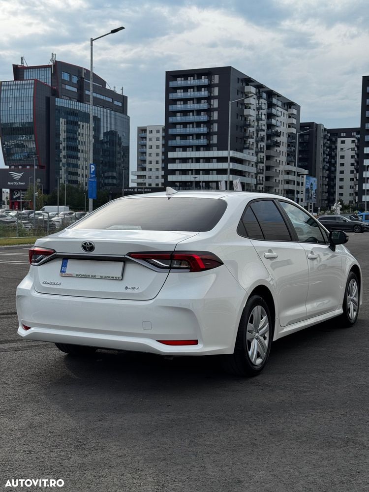 Toyota Corolla 1.8 HSD Business - 4