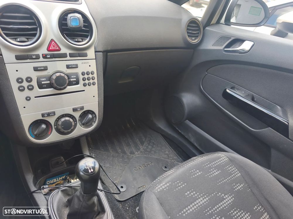 Opel Corsa - 4