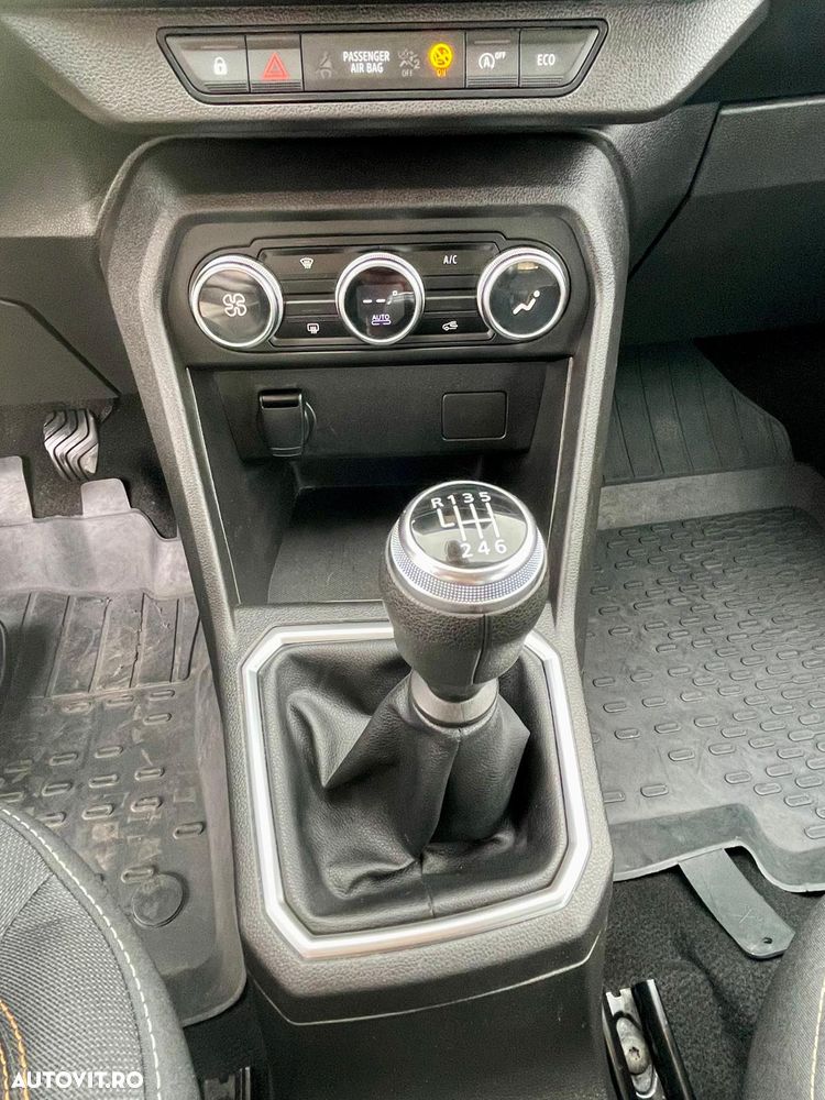 Dacia Sandero TCe 90 MT6 Comfort - 11