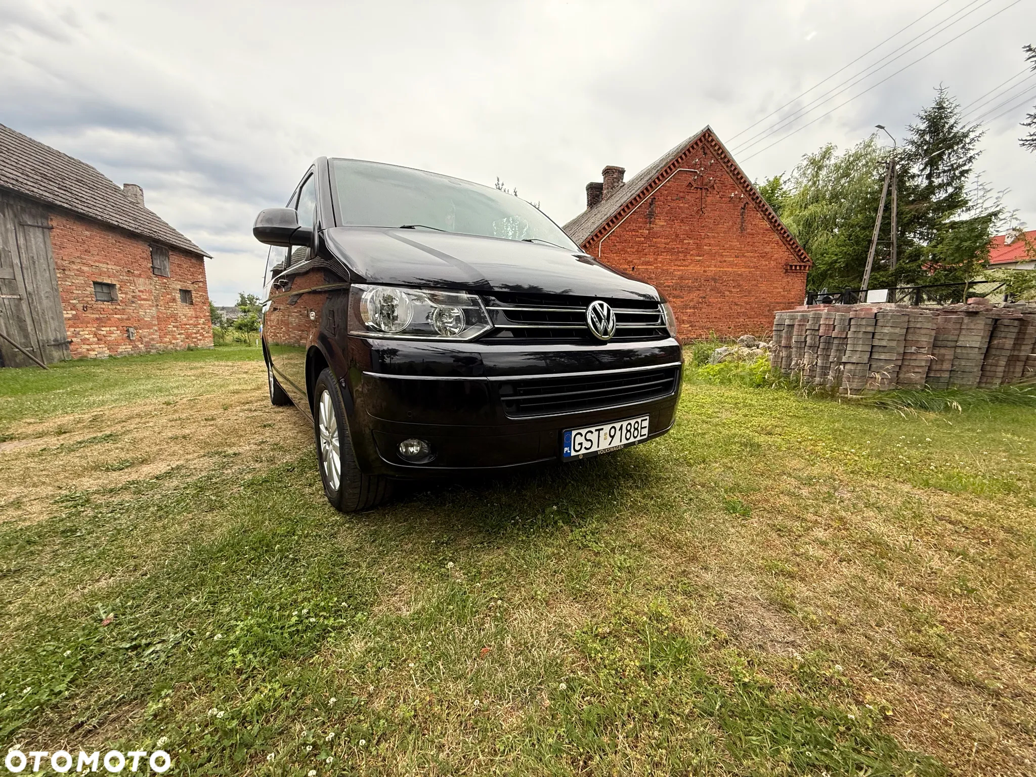 Volkswagen Multivan - 23