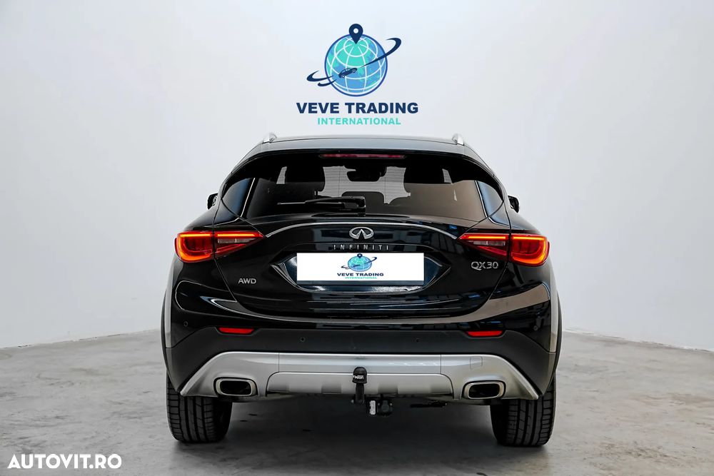 Infiniti QX30 2.2d DCT AWD Premium Tech - 10
