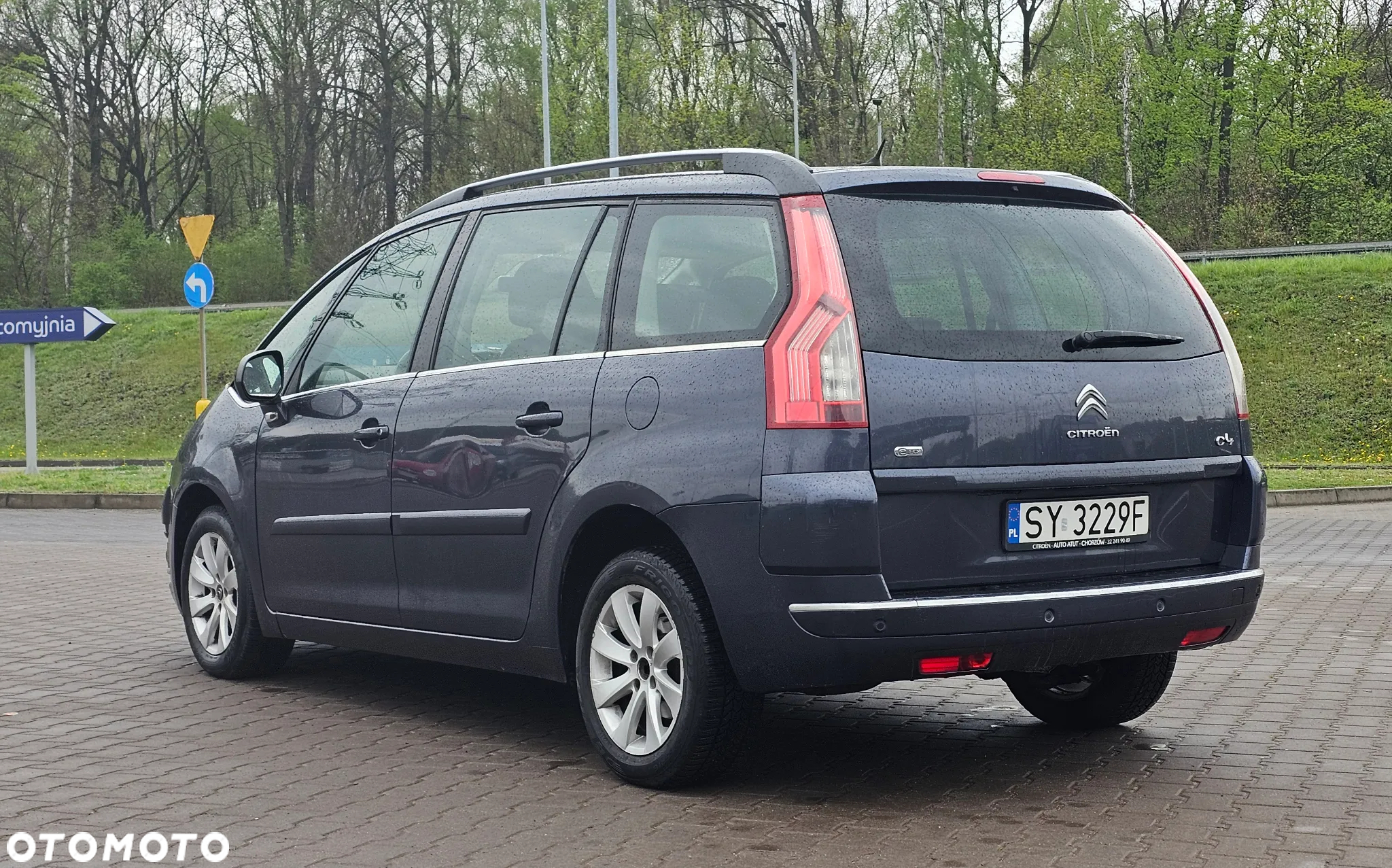 Citroën C4 Grand Picasso 1.6 HDi Equilibre Navi Pack MCP - 4