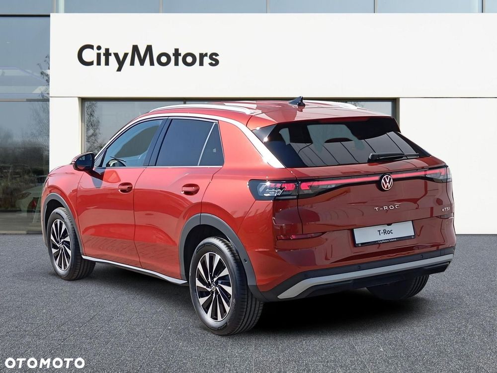 Volkswagen T-Roc - 4