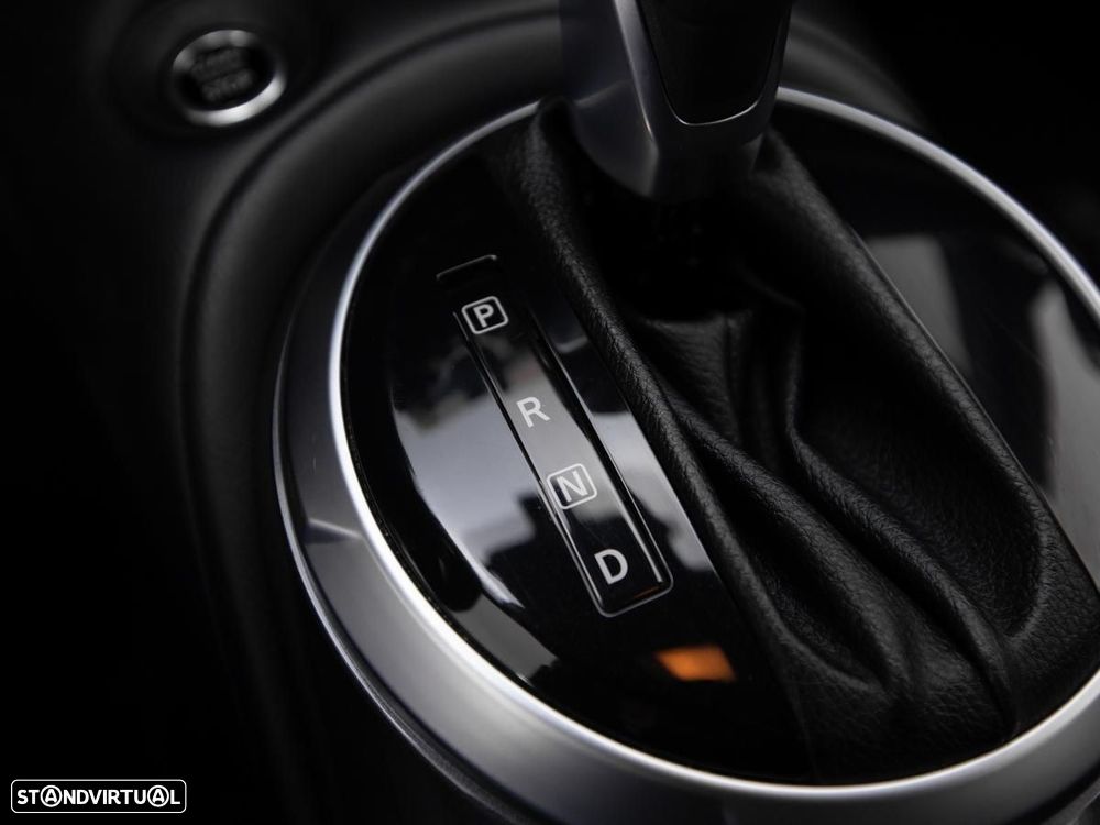 Nissan Juke 1.0 DIG-T N-Connecta DCT - 17