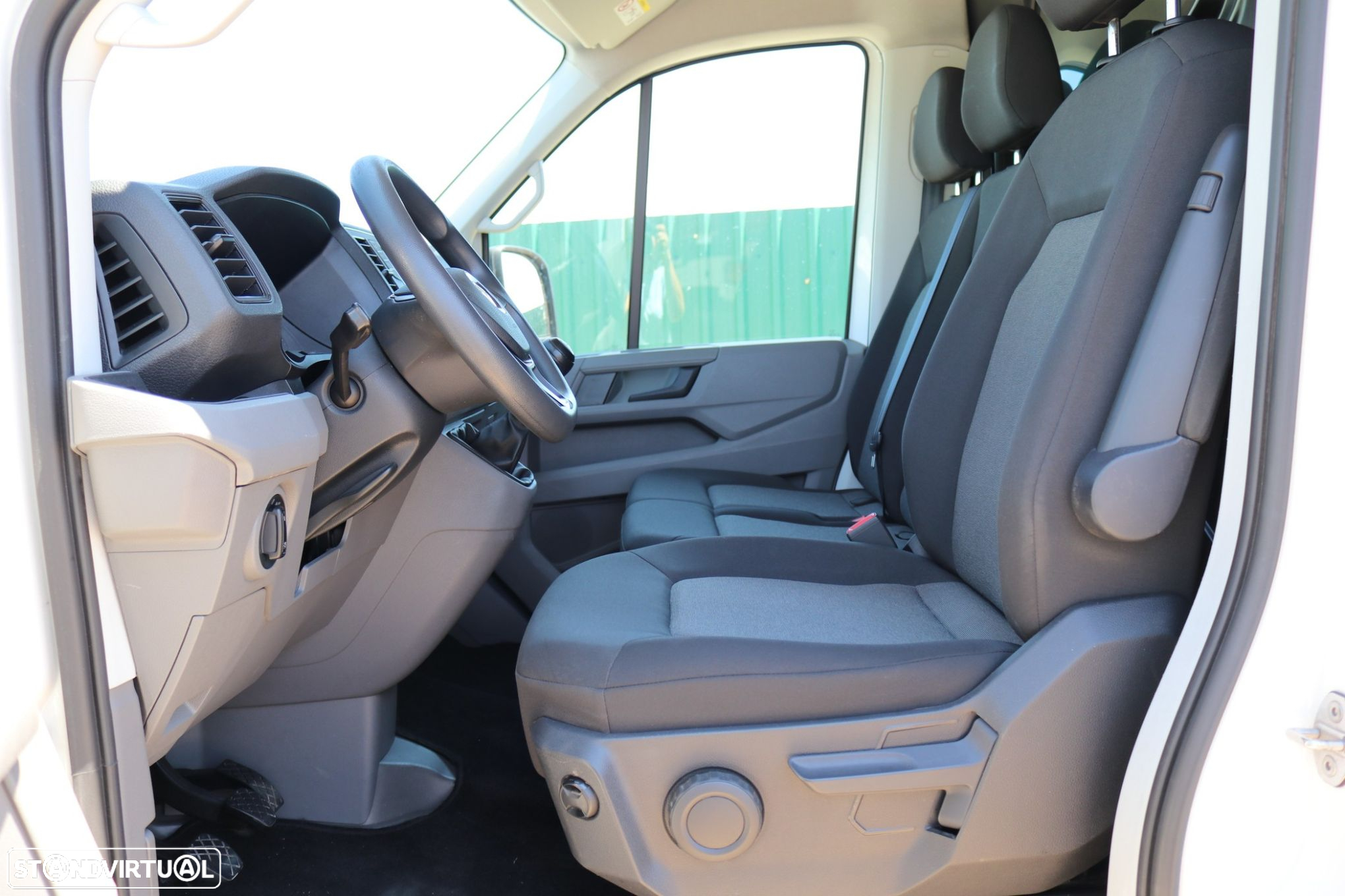 VW Crafter 2.0TDi 140cv L2H2 C/Iva Incluído - 14