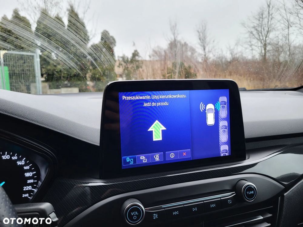 Ford Focus 1.5 EcoBoost STart-Stopp-System ST-LINE X - 23