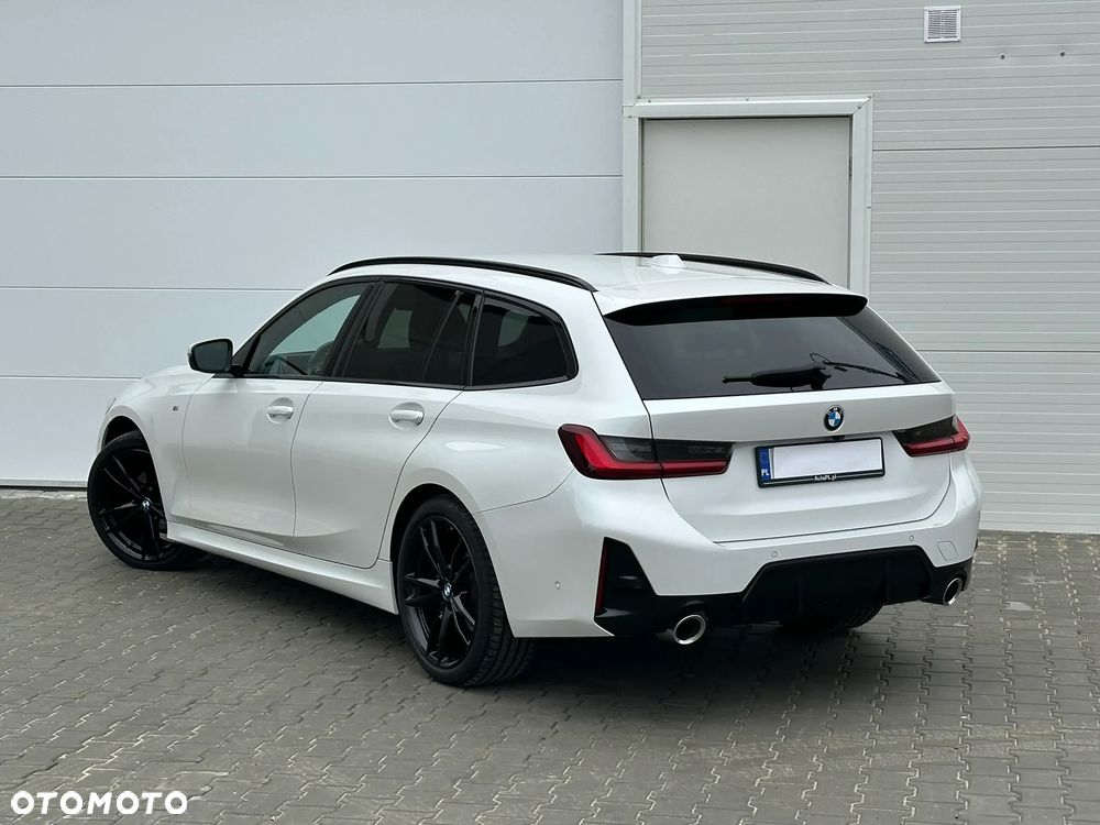 BMW Seria 3 320d xDrive M Sport Sport - 13