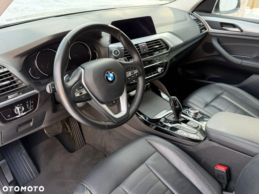 BMW X4 xDrive20d Advantage - 8