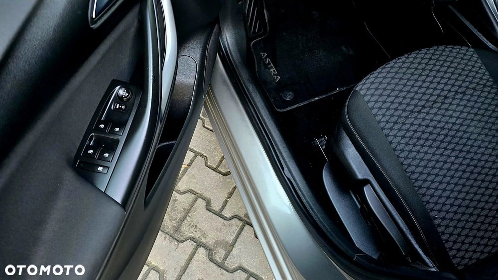 Opel Astra 1.4 Turbo Innovation - 15
