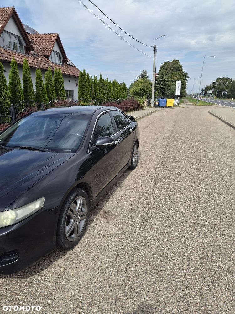 Honda Accord - 1