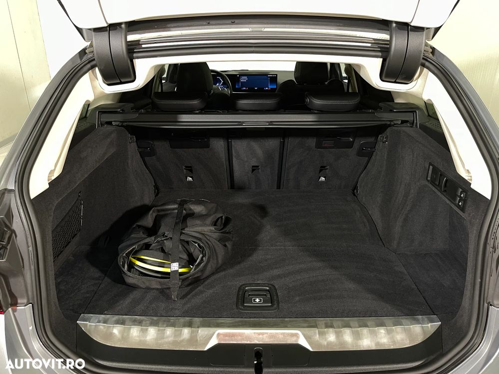 BMW Seria 3 320e AT PHEV - 13