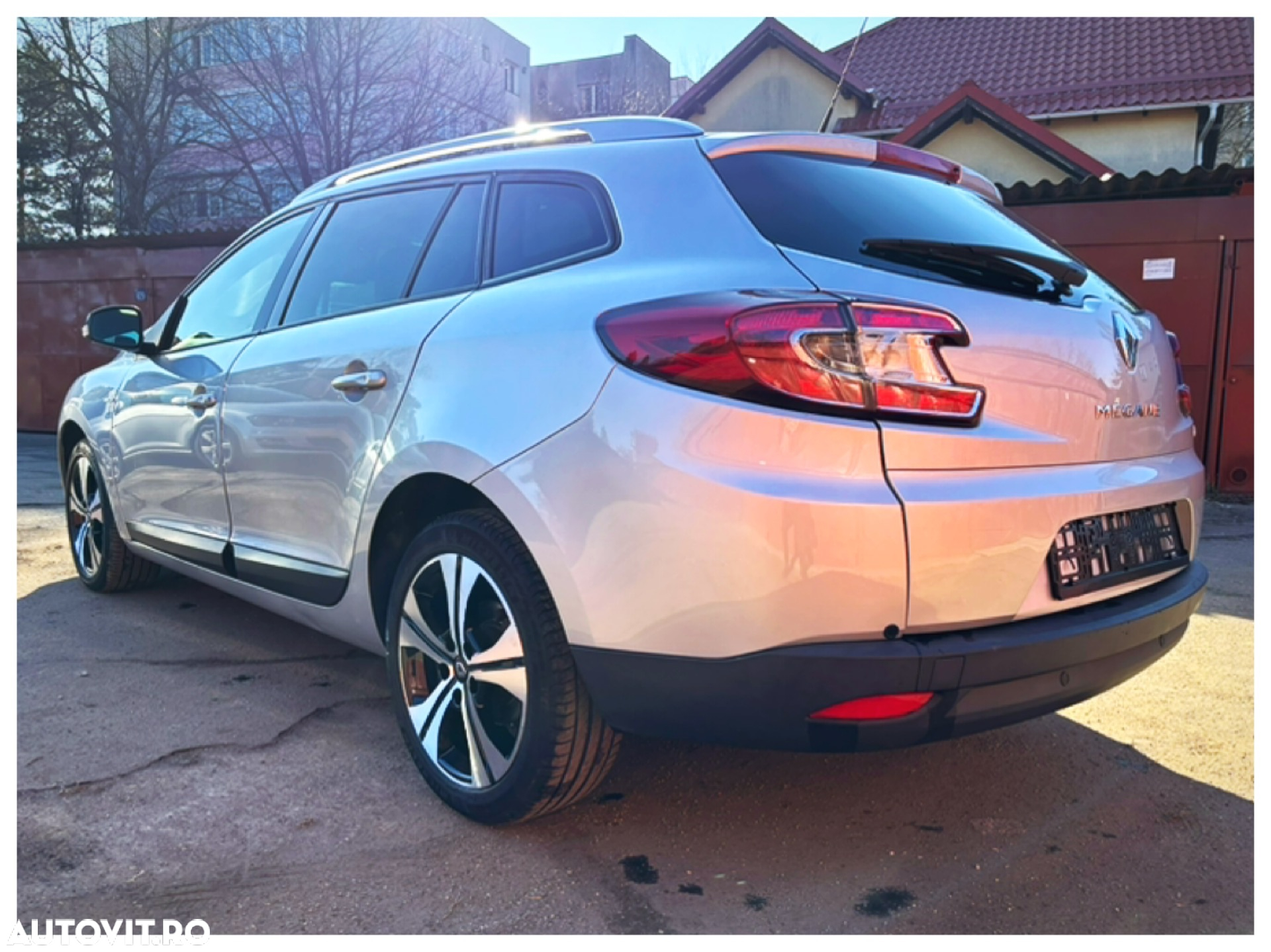 Renault Megane ENERGY dCi 110 Start & Stop Bose Edition - 5