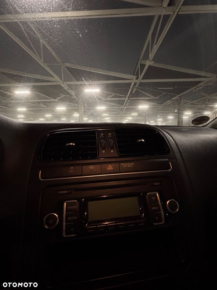 Volkswagen Polo - 18