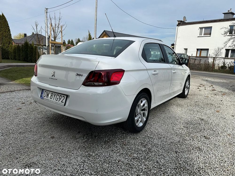 Peugeot 301 1.5 BlueHDi Active - 5