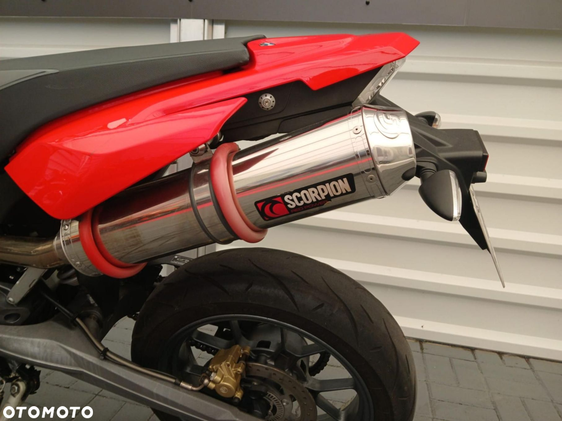 BMW G - 7
