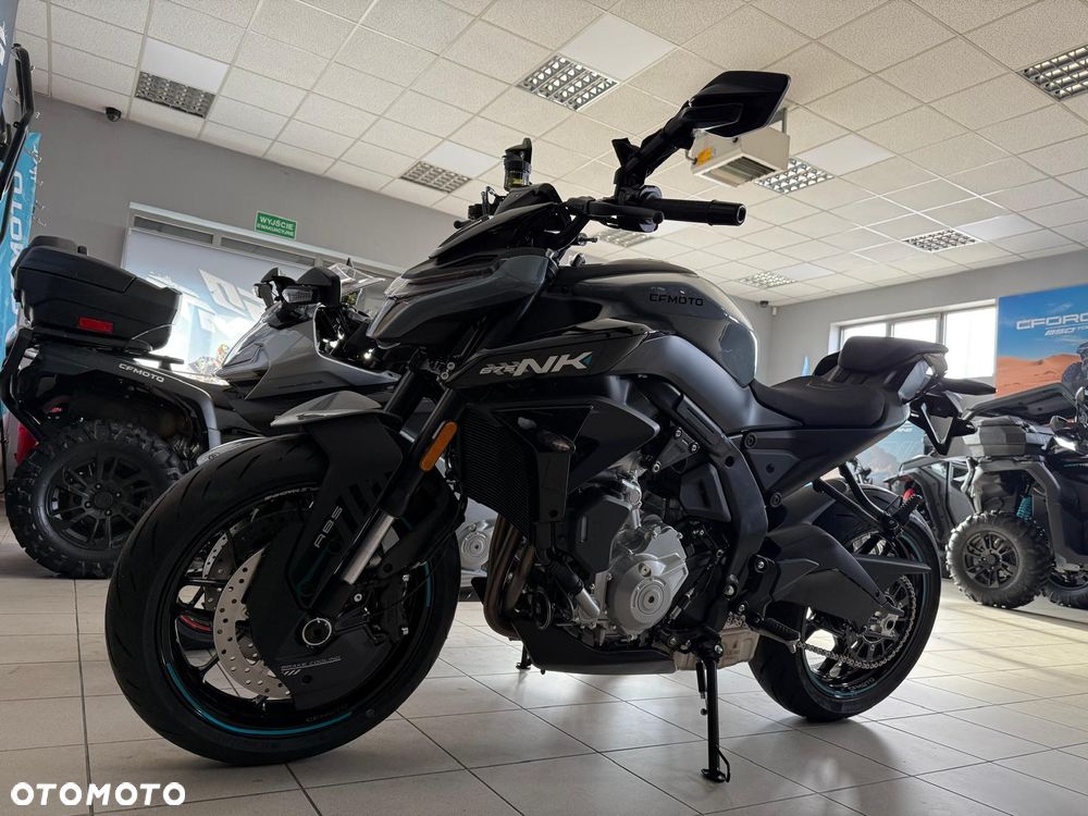 CFMoto 675NK - 20