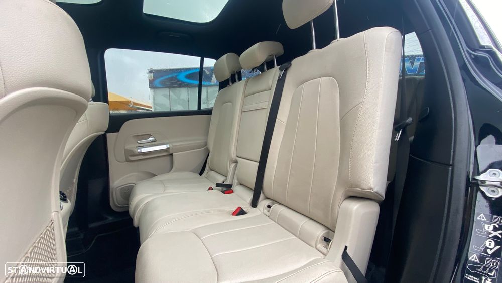 Mercedes-Benz GLB 200 d 8G-DCT Progressive - 25