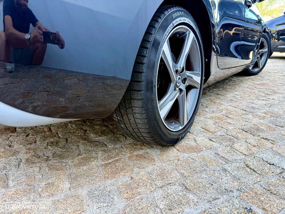 Volvo V40 1.6 D2 R-Design - 16