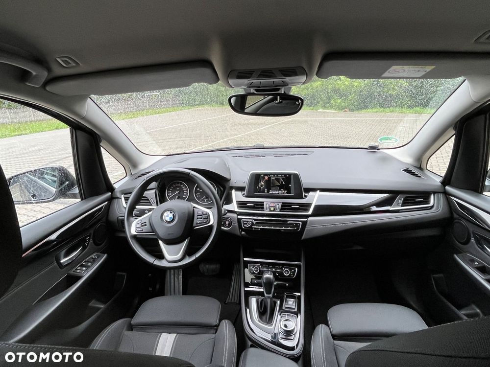 BMW Seria 2 218d Sport-Aut Sport Line - 6