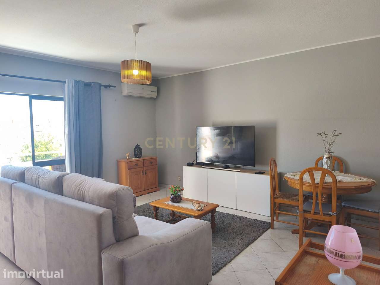 Apartamento TI com garagem  em Quarteira para Arrendamento - Grande imagem: 2/17