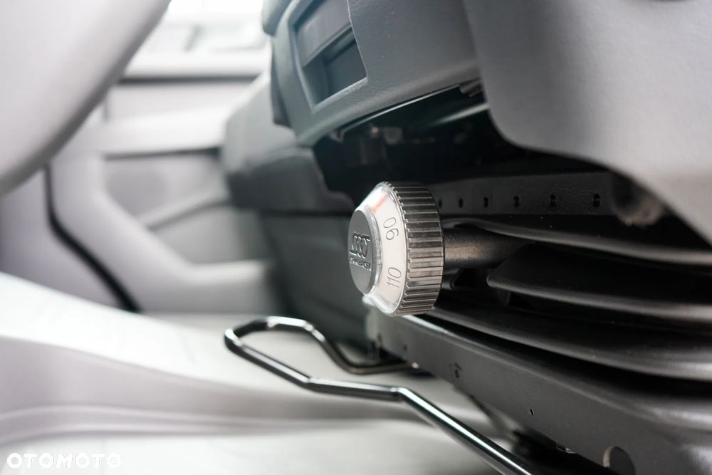 Volkswagen Crafter 35 - 21