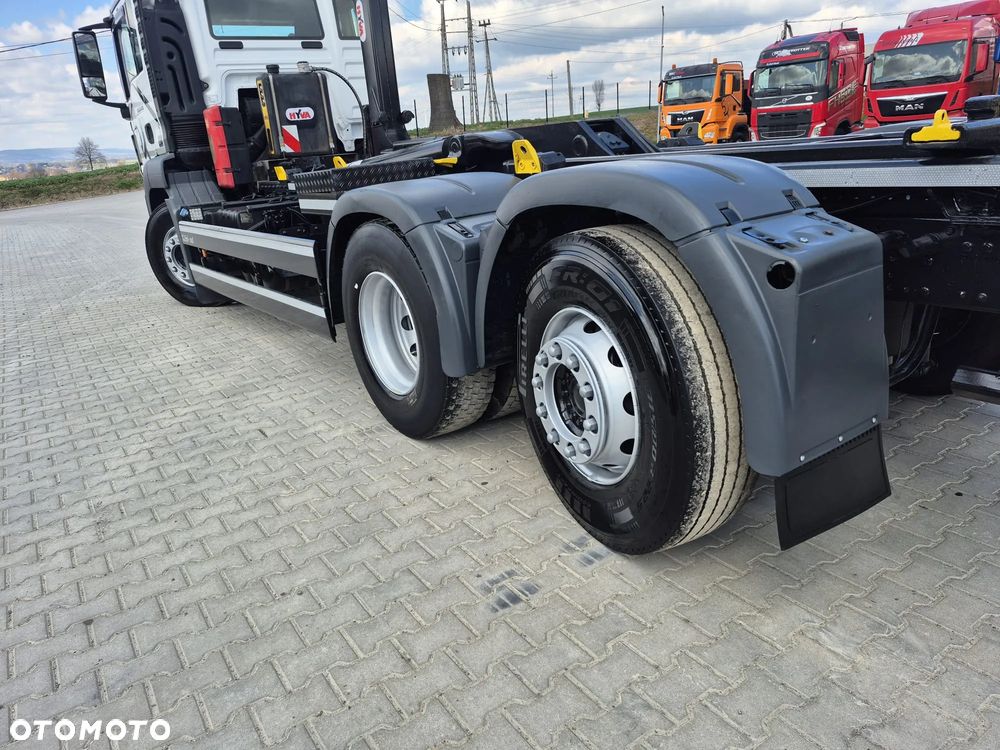 MAN TGS 26.460 / HAKOWIEC/ HYVA / OŚ SKRETKA - 23