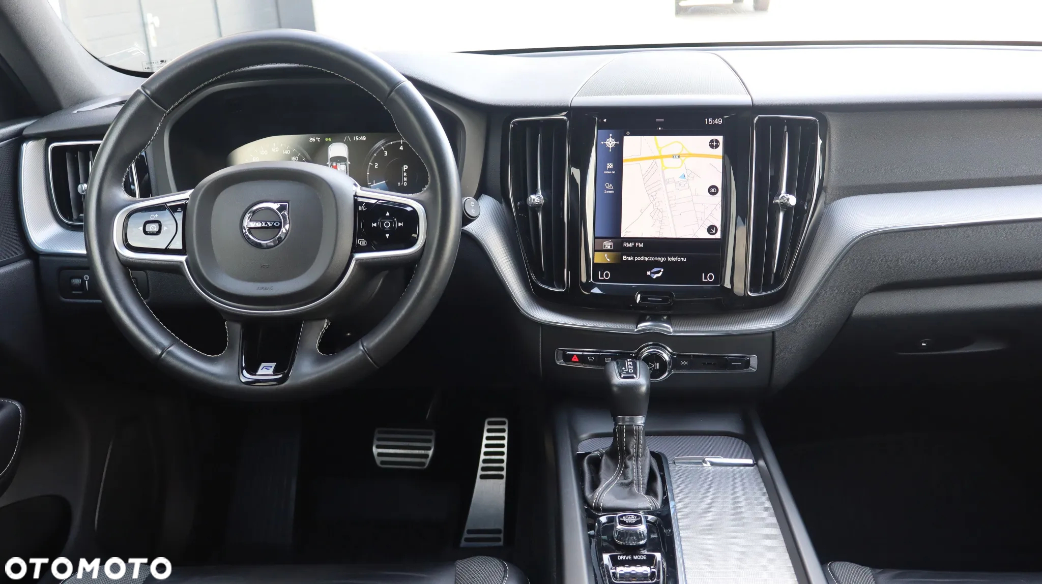 Volvo XC 60 T5 AWD R-Design - 12