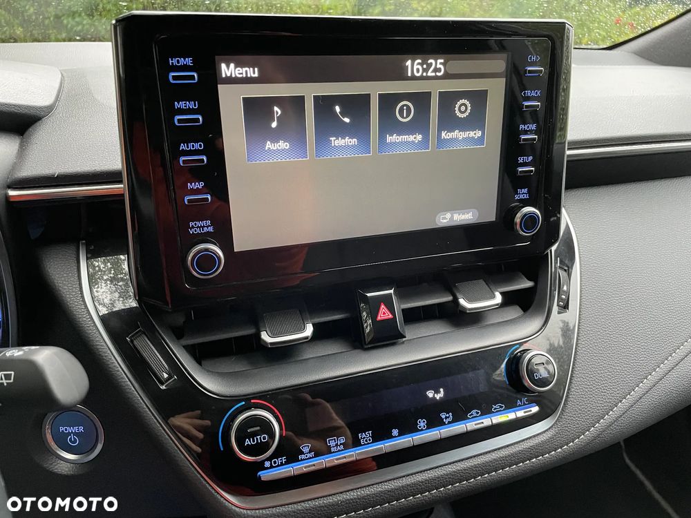 Toyota Corolla 1.8 Hybrid Comfort - 14