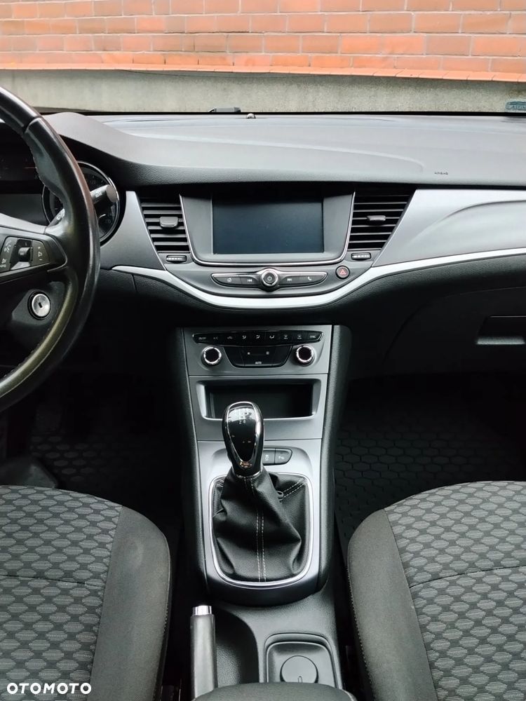 Opel Astra V 1.0 T Enjoy S&S - 10
