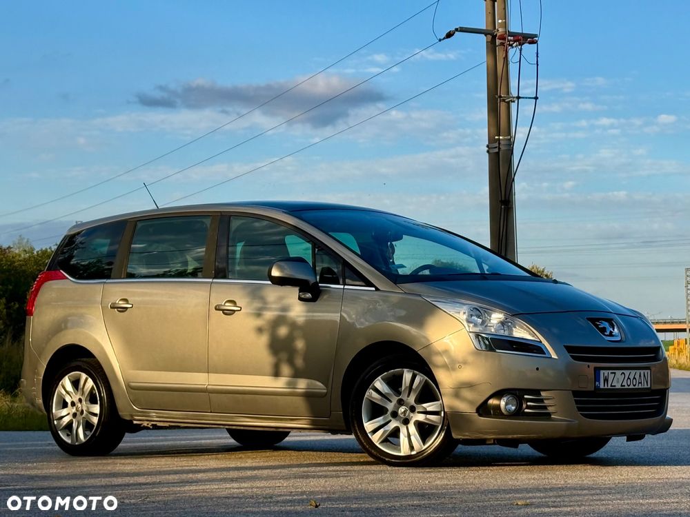 Peugeot 5008 1.6 HDi Premium - 6