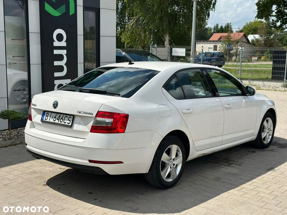 Skoda Octavia - 6