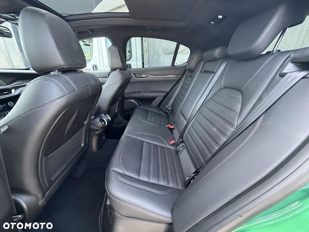 Alfa Romeo Stelvio 2.9 V6 Bi-Turbo Quadrifoglio Q4 - 9
