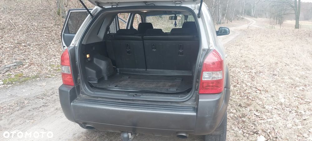 Hyundai Tucson 2.0 CRDi Active - 10