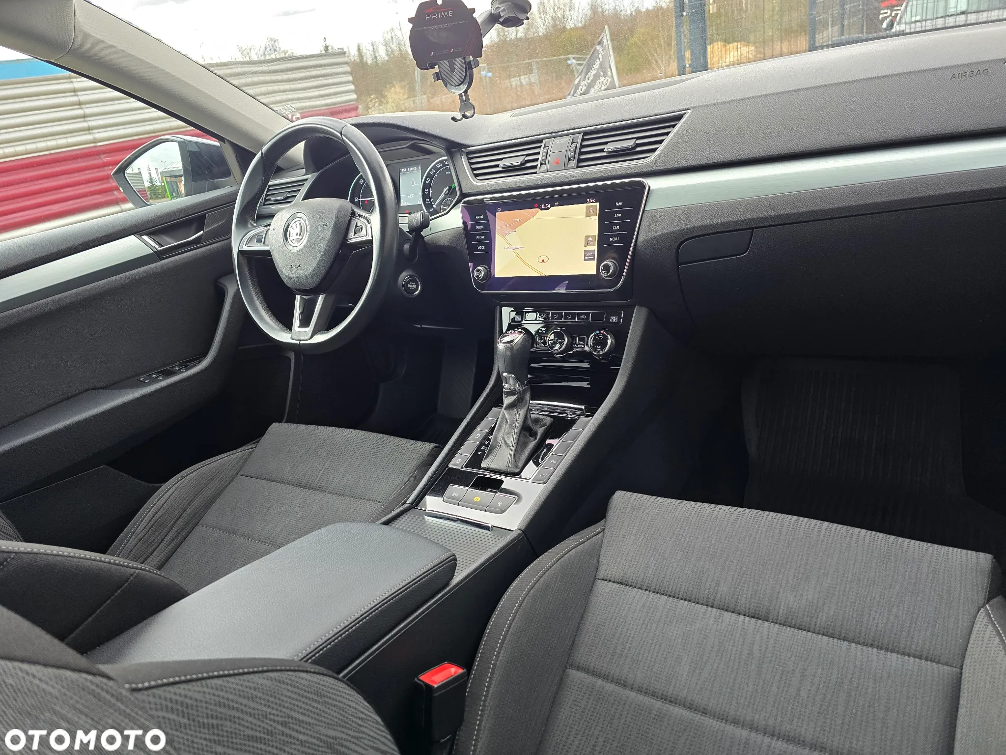 Skoda Superb 2.0 TDI Ambition DSG - 18