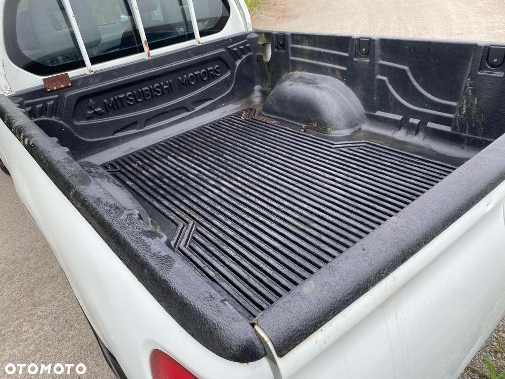 Mitsubishi L200 - 14