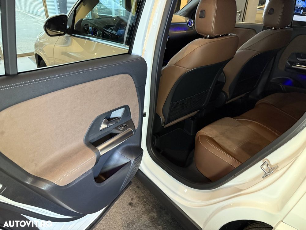 Mercedes-Benz GLA 200 d Aut. - 13