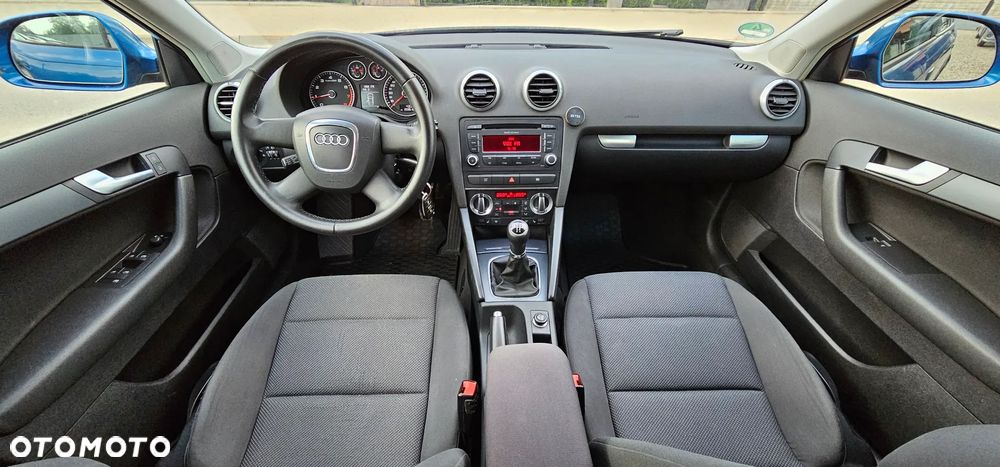 Audi A3 Sportback 1.6 Attraction - 20