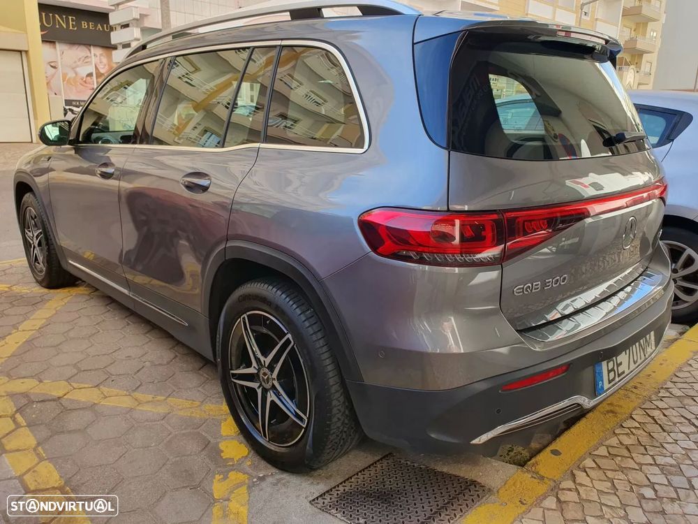 Mercedes-Benz EQB 300 4Matic AMG Line - 15
