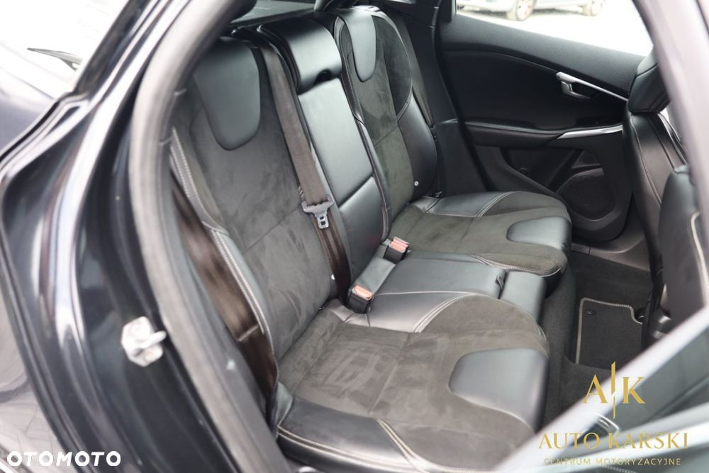 Volvo V40 - 36