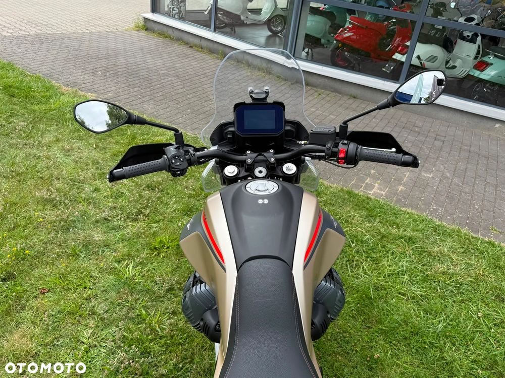 Moto Guzzi V85 - 6