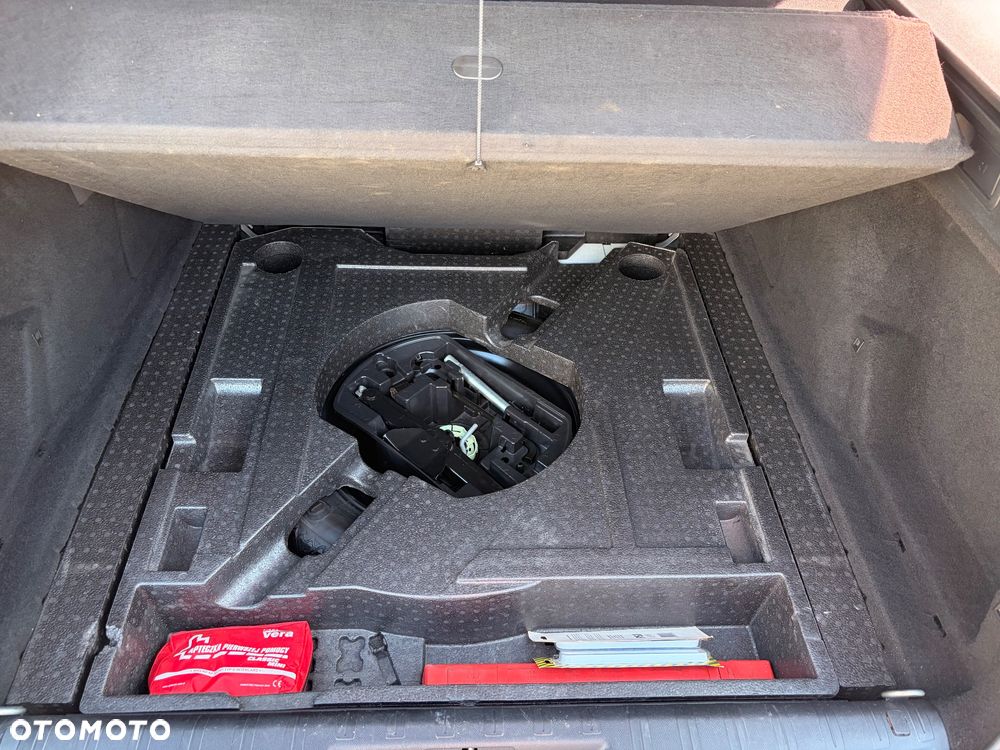 Peugeot 308 1.6 BlueHDi Active S&S - 10