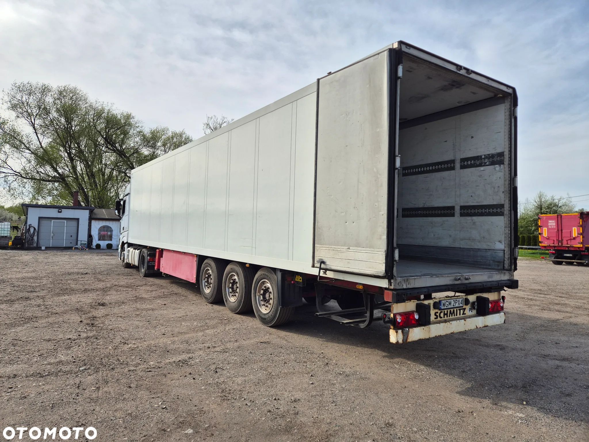 Schmitz Cargobull SKO 24 - 1
