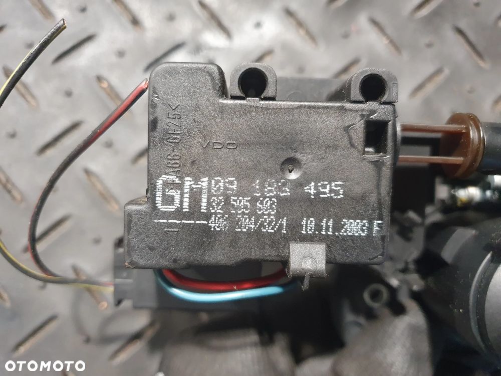 ZAMEK KLAPY BAGAŻNIKA OPEL CORSA C 90534783 - 4