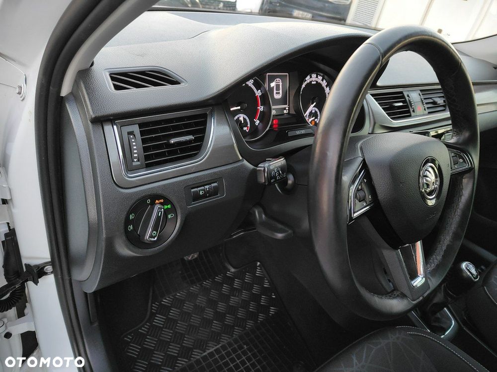 Skoda RAPID 1.0 TSI Clever - 15