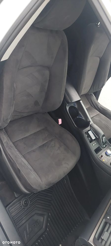 Lexus CT 200h Classic - 23