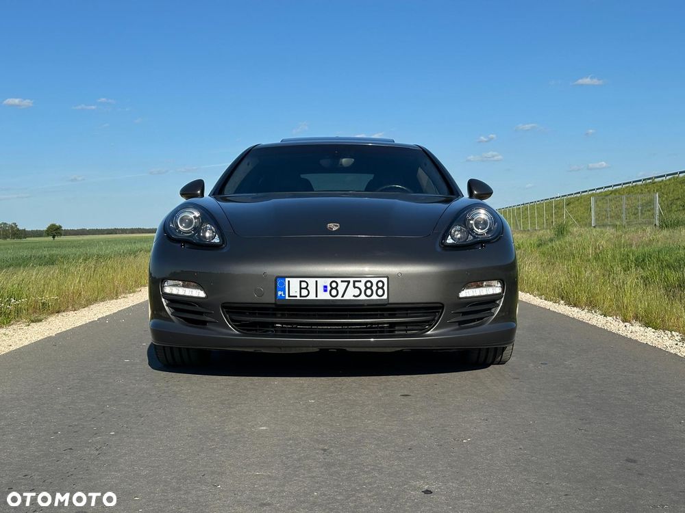 Porsche Panamera - 10