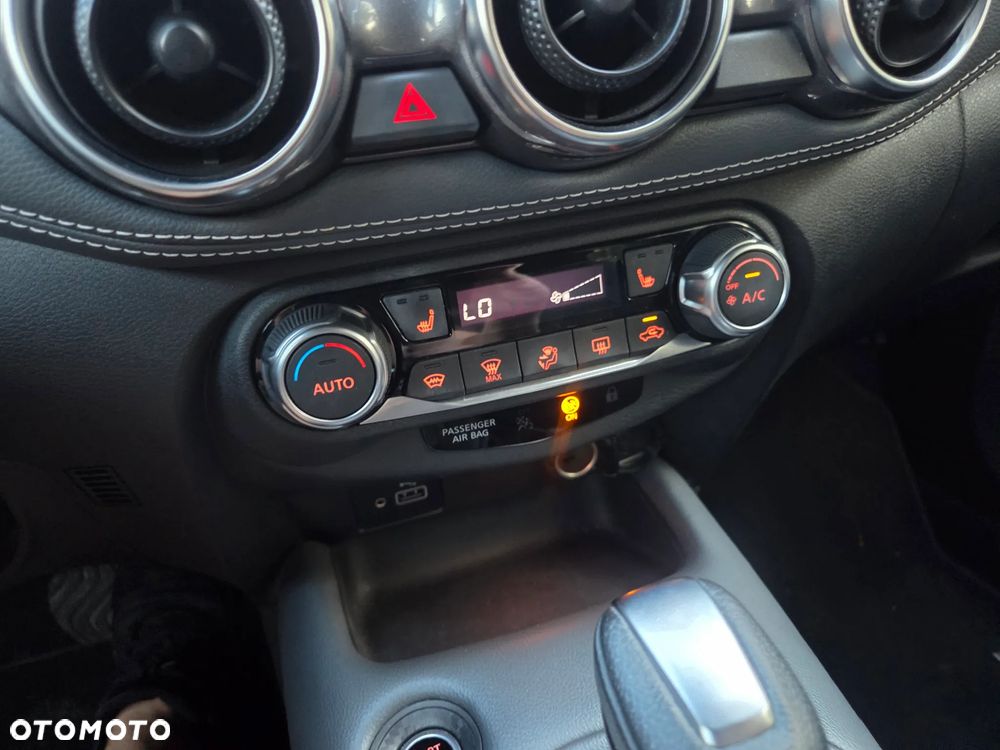 Nissan Juke 1.0 DIG-T N-Connecta DCT - 9